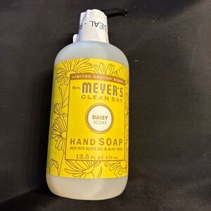 Clean Day Daisy Scent Hand Soap
